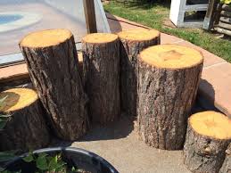 Baumstamm Holzblock Nagelstock Deko In 2000 Stockerau Garten Dekoration Diy Garten Dekoration Diy Garten Dekoration Idee In 2020 Wood Trellis Wood Wood Working Gifts