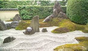 Rocks In The Garden Of The Blissful Mountain At Daitoku Ji Http En Wikipedia Org Wiki Japanese Garden Japanese Rock Garden Japanese Garden Rock Garden