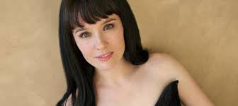 Trisha Crowe • Soprano • Enhance Entertainment