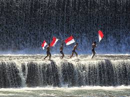 In this paper, the concept of social capital is introduced and illustrated, its forms are described, the social structural conditions under which it arises are examined, and it is used in an analysis of dropouts from high school. Unlocking The Future Investing In Indonesia S Human Capital Opinion The Jakarta Post