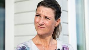 Paradise Hotel, Kjendis