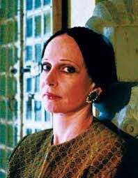 Mary Mcfadden's Instagram, Twitter & Facebook