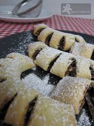 Jetzt ausprobieren mit ♥ chefkoch.de ♥. Cuddureddi Sicilian Recipes Italian Almond Cookies Food