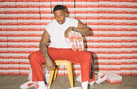 According to variety, the musician is set to open a restaurant, called i love you, to help feed homeless people on los angeles. Tbb Jju8qllypm