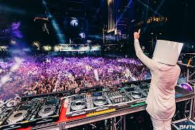 Jun 14, 2021 · dalam beberapa tahun terakhir kita sering mendengar atau membaca kata 'kolaborasi'. Marshmello Live Event Marshmello Dj Music Singer Hd Wallpaper Peakpx