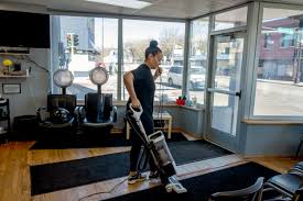 Light rail plans put a hair salon's generational wealth