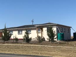 The 2 bedroom 8 corner rondavel has been selling for r2,800.00, now it will be reduced to r2,500.00. ØªÙˆÙŠØªØ± Bantu Holomisa Ø¹Ù„Ù‰ ØªÙˆÙŠØªØ± Ec Rural Housing Landscape Is Changing From The Usual Thatched Rondavels To Modern City Homes Https T Co Lez2sgdjol