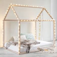 Nouveautes Coup De Cœur Chez Smallable Joli Place Lit Maison Chambre Enfant Deco Chambre Enfant