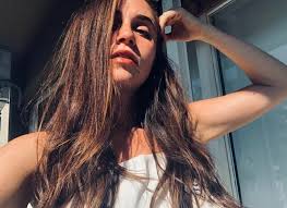 Nina Simonetti 📘 (@Ninaforfelicity)