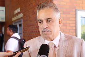 Minha campanha é de rua e de biografia”, diz Robert Rios