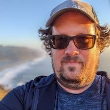 Brent Royce's Instagram, Twitter & Facebook