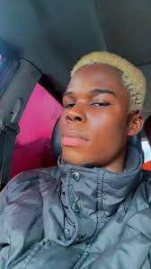 Røyãl Pêkïñ ẞhê Løvê