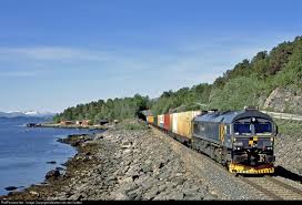 Kistrand ligger ved e 6 midtveis mellom fjordbotnen og munningen. Pin On Railways