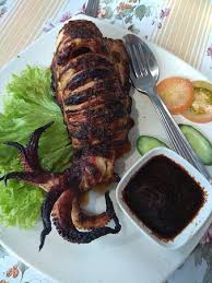 Hidangan steamboat dan grill sudah menjadi kegemaran kita semua. Help Yourself To Ingredients Picture Of Restoran Taman Apple Cameron Steamboat Grill Tanah Rata Tripadvisor