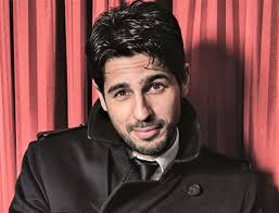 Sidharth Malhotra perfect for 'Shershaah' role, says Vikram Batra's brother 