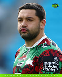 Tonight's Roosters v Rabbitohs clash will be EPIC... And Tricolours coach  Trent Robinson went COLD when asked about his players facing Brandon Smith  👀🔥 WHAT HE SAID 👉 bit.ly/4njd3uA