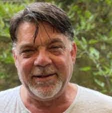 Barry Raynes's Instagram, Twitter & Facebook