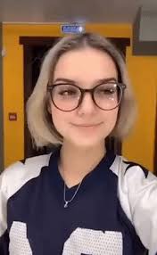 Definitely Her Tongue Is Very Long Long Tongue Girl Girl Tongue Fly Fishing Girls