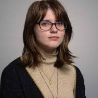 Samantha Davenport's Instagram, Twitter & Facebook