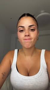 Video Cama Lucia Bellido