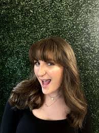 Thea Mullen's Instagram, Twitter & Facebook