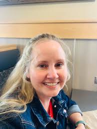 44 year old Maintenance Supervisor. Own all my own everything. Love animals  and the outdoors. 420 friendly and drink casualty. Conservative and proud.  Looking for something casual. Elkhart County