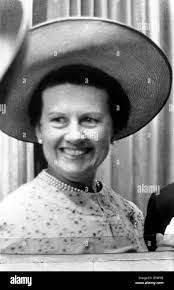 Mrs muriel Banque d'images noir et blanc