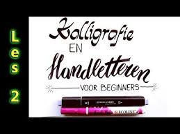 3d Doodle Handletteren Zo Teken Je Vette Letters Snel En Makkelijk Youtube Kalligrafie Leren Handlettering Brief