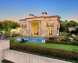 Palazzo Steyn South Africa S Most Expensive Lavish Mega Mansion Homes Of The Rich The Web S 1 Luxury Homes Exterior Mega Mansions Luxury House Designs