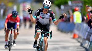 Running from saturday 14 august 2021 to sunday 5 september 2021, la vuelta 21will be made up of 21 stages and will cover a total distance of 3.417,7 kilometers. Grace Brown Pockets 2021 Vuelta A Burgos Feminas Uphill Opener Swiss Cycles