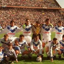 The latest tweets from los velez hoy (@losvelezhoy). Hace 25 Anos Y De La Mano De Carlos Bianchi Velez Conquistaba America