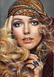 Pin By Louise Ebel Pandora On Gypset 70s Hair And Makeup 70s Makeup 1970s Hairstyles