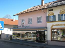 Penzel adolf hausverwaltung und immobilien. Haus Zum Verkauf Bahnhofstrasse 5 83043 Bad Aibling Rosenheim Kreis Mapio Net