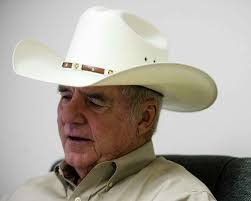 Rowles will take off badge after 50-year career