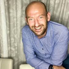 This October I'll be running a half marathon for Guys Cancer Charity! As  some of you may know, they were busy zapping the cancer out of me last  year. After 8 chemo