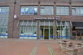 Außerdem findest du bei uns viele umgebungsinformationen und bewertungen zur. Deutsche Bank Hamburg Niendorf Frontansicht