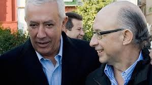 Javier Arenas: "Apoyamos las leyes que signifiquen el control del déficit  público"