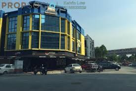 Then got another chance again on last wednesday, i text her, she said she is free. Shop For Rent In The Core Kota Damansara By Kelvin Low Propsocial