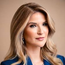 Michelle Nevarez's Instagram, Twitter & Facebook