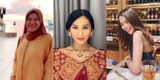 Oscar lawalatta is an indonesian fashion designer. Selain Oscar Lawalata 5 Artis Ini Juga Mantap Jadi Transgender