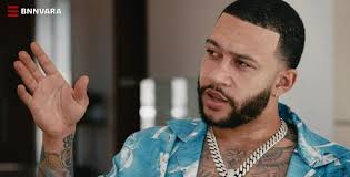 His jersey number is 10. Grchyrr1tr04tm