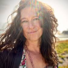 Tess Howell (@tesswildmoves) • Instagram photos and videos