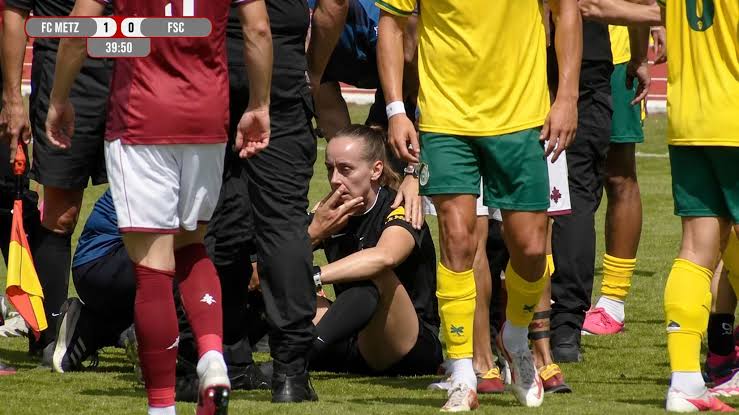 Fortuna friendly descends completely into chaos: referee injured after blow  from player | Goal.com