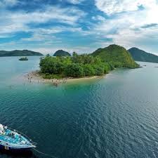 Setiap nelpon gak pernah saya angkat soalnya ada perasaan takut, tapi penasaran. Pulau Mandeh Pulau Di Kawasan Mandeh Itu Ada Banyak Facebook