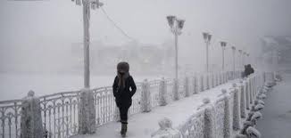 يعتبر عنصر الحرارة من أهم عناصر المناخ، وتختلف درجات الحرارة في أنحاء العالم اختلافا كبيرا، وللحرارة آثار واضحة على الإنسان والحيوان والنبات، كما أن للحرارة معمارياً: Ø£Ù‚Ù„ Ø¯Ø±Ø¬Ø© Ø­Ø±Ø§Ø±Ø© Ø³Ø¬Ù„Øª ÙÙŠ Ø§Ù„Ø¹Ø§Ù„Ù… Ø­Ø±ÙˆÙ Ø¹Ø±Ø¨ÙŠ