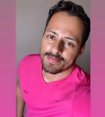 Toda vez que eu me apaixono, sinto ansiedade. Isso é normal?” Sim — e mais  comum do que você imagina. Quando nos apaixonamos, não é só o coração que  abre: o inconsciente