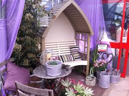 Hilliers Braishfield Effective Visual Merchandising In The Plantaria Garden Center Displays Outdoor Decor Visual Merchandising