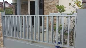 Jelajahi koleksi gambar, foto, dan wallpaper kami yang sangat luar biasa. Property Kk Nih Contoh Pagar Rumah Satria Baja Ringan Yg Mau Pasang Bisa Hubungi Kami Yg Jelas Harga Jauh Lebih Murah Daripada Pagar Besi Yg Mudah Karatan Di Jamin Lho Anti Karat Kuntilanak Dan