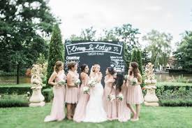 Back october 17, 2020 cancelled october 05, 2019. Sommertraum Auf Schloss Thurn In Heroldsbach Heiraten Mit Braut De