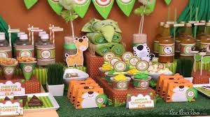 Gold and hunter green safari baby shower, gold safari animal baby shower party, safari baby shower party ideas, decorations, stunning dessert table. Diy Jungle Baby Shower Decorations Gif Maker Daddygif Com See Description Youtube